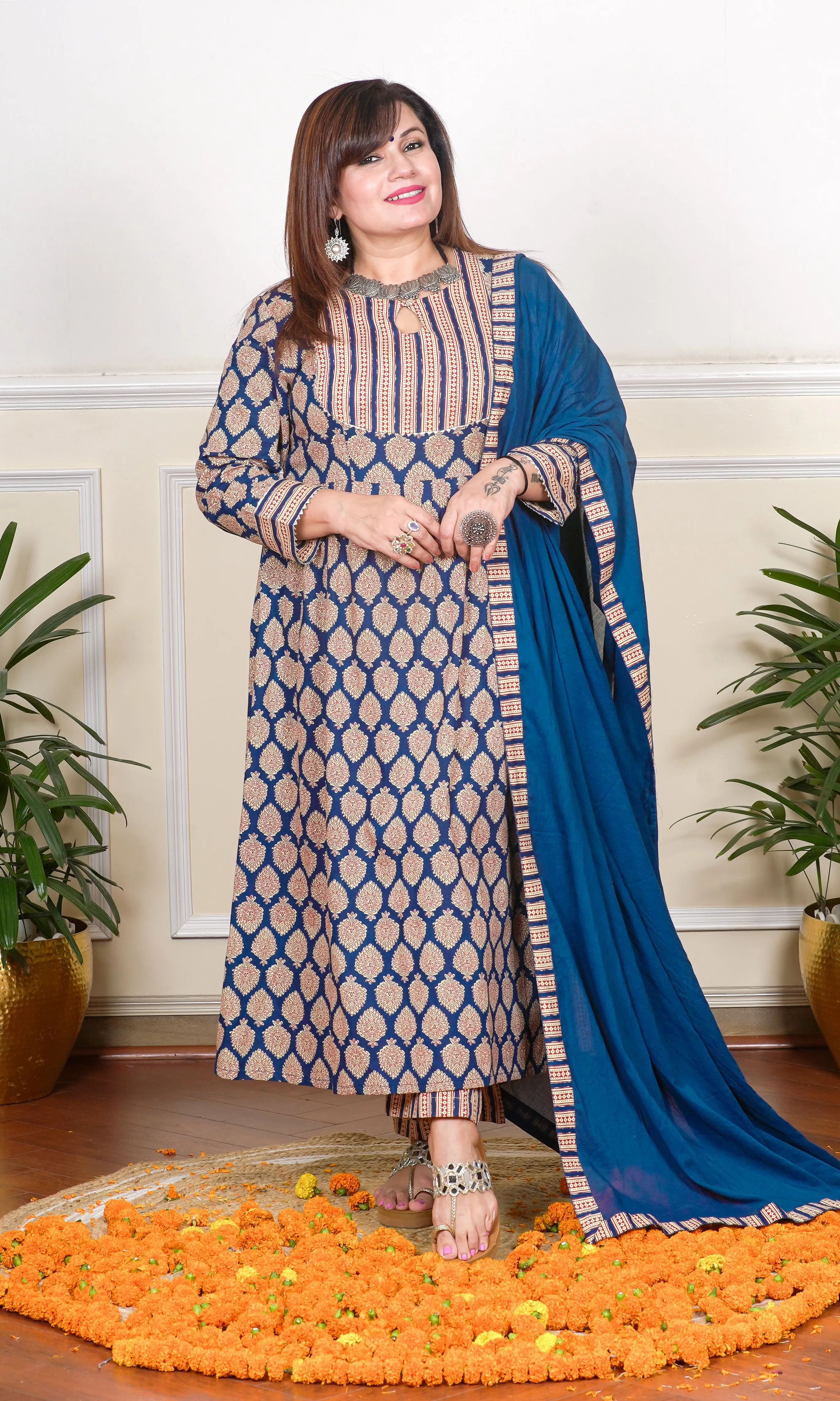 BLUE JAIPUR PRINT WITH GOTA DETAILING KURTA WITH PANTS AND DUPATTA.