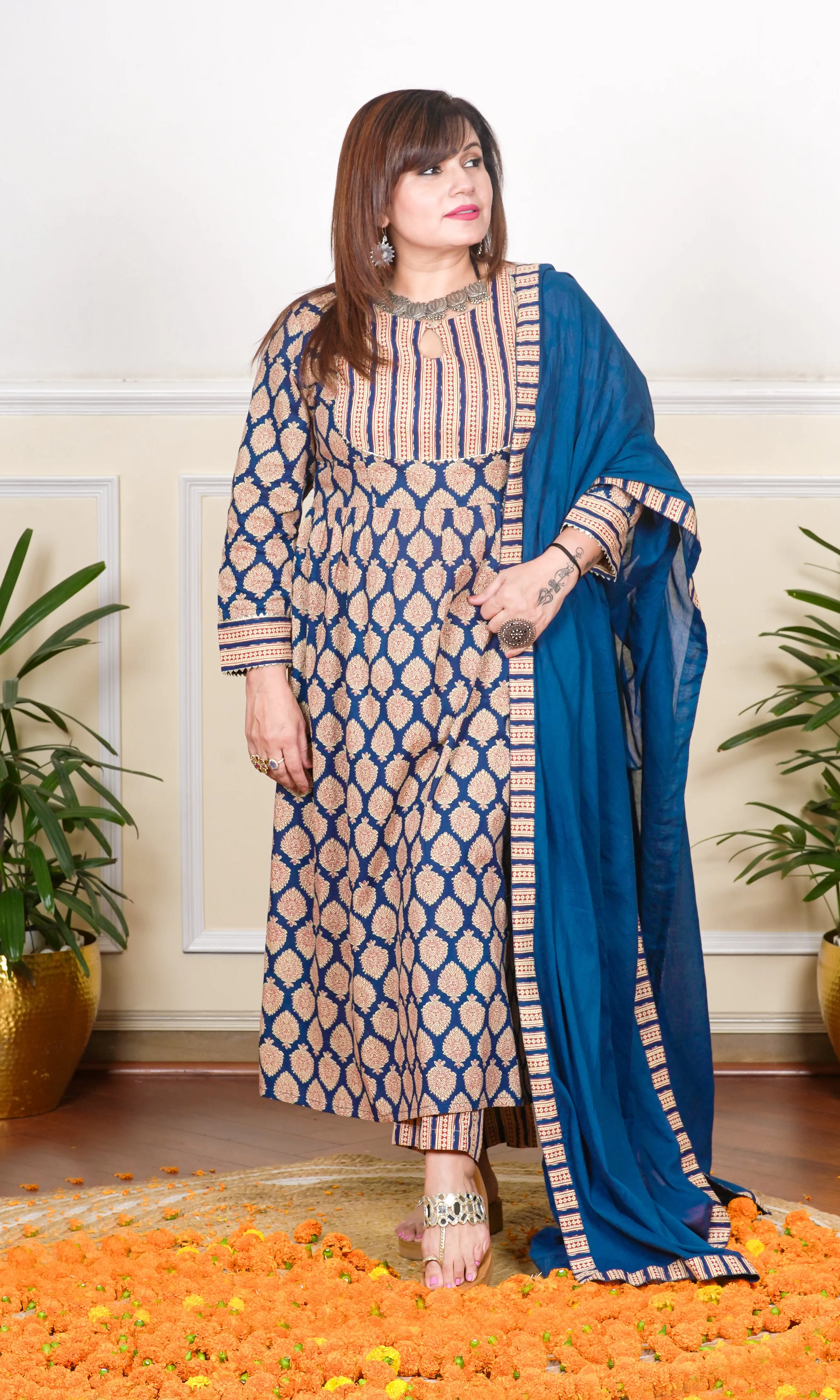 BLUE JAIPUR PRINT WITH GOTA DETAILING KURTA WITH PANTS AND DUPATTA.