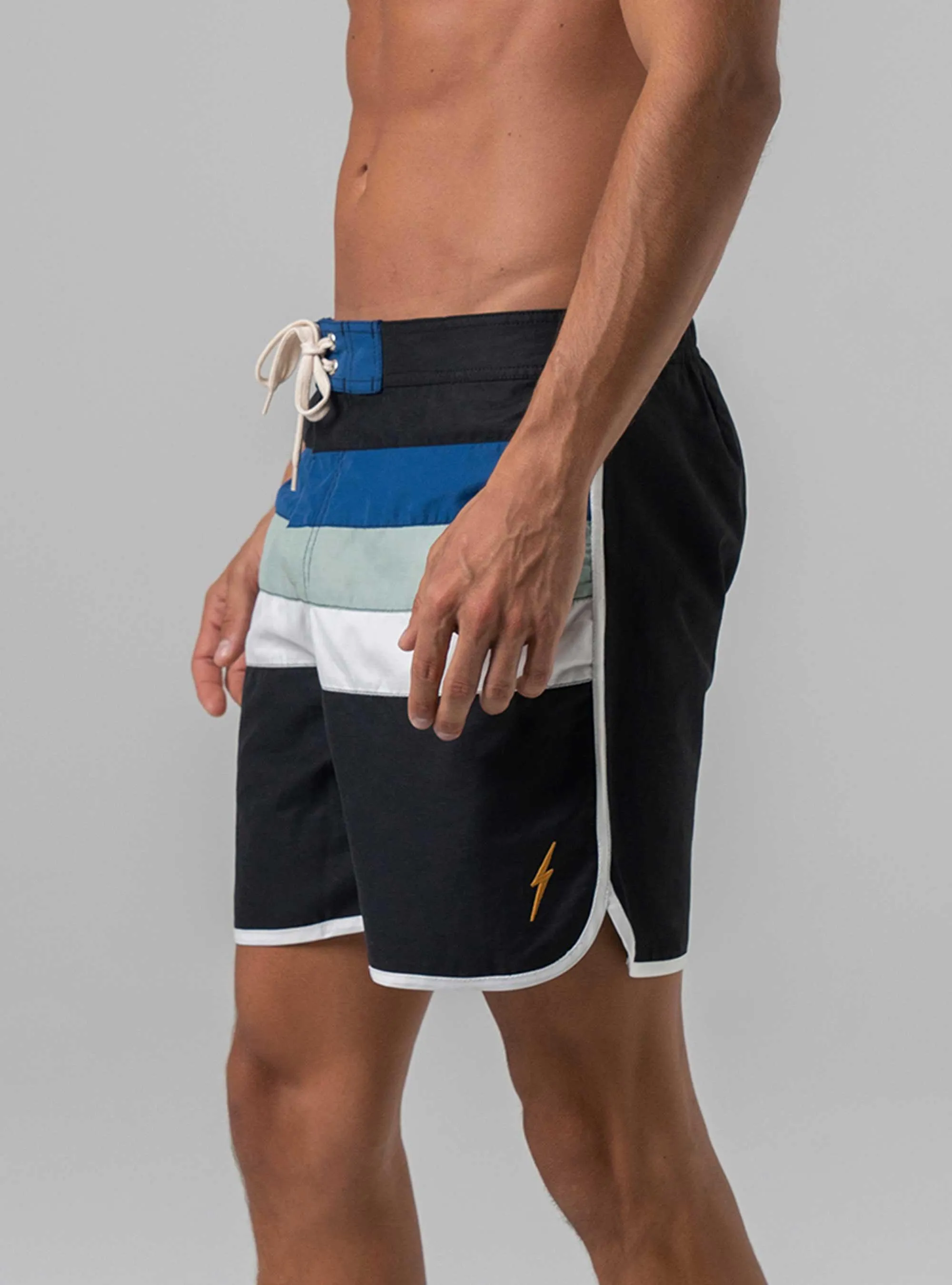 BOARDSHORTS WITH COLOR BLOCK