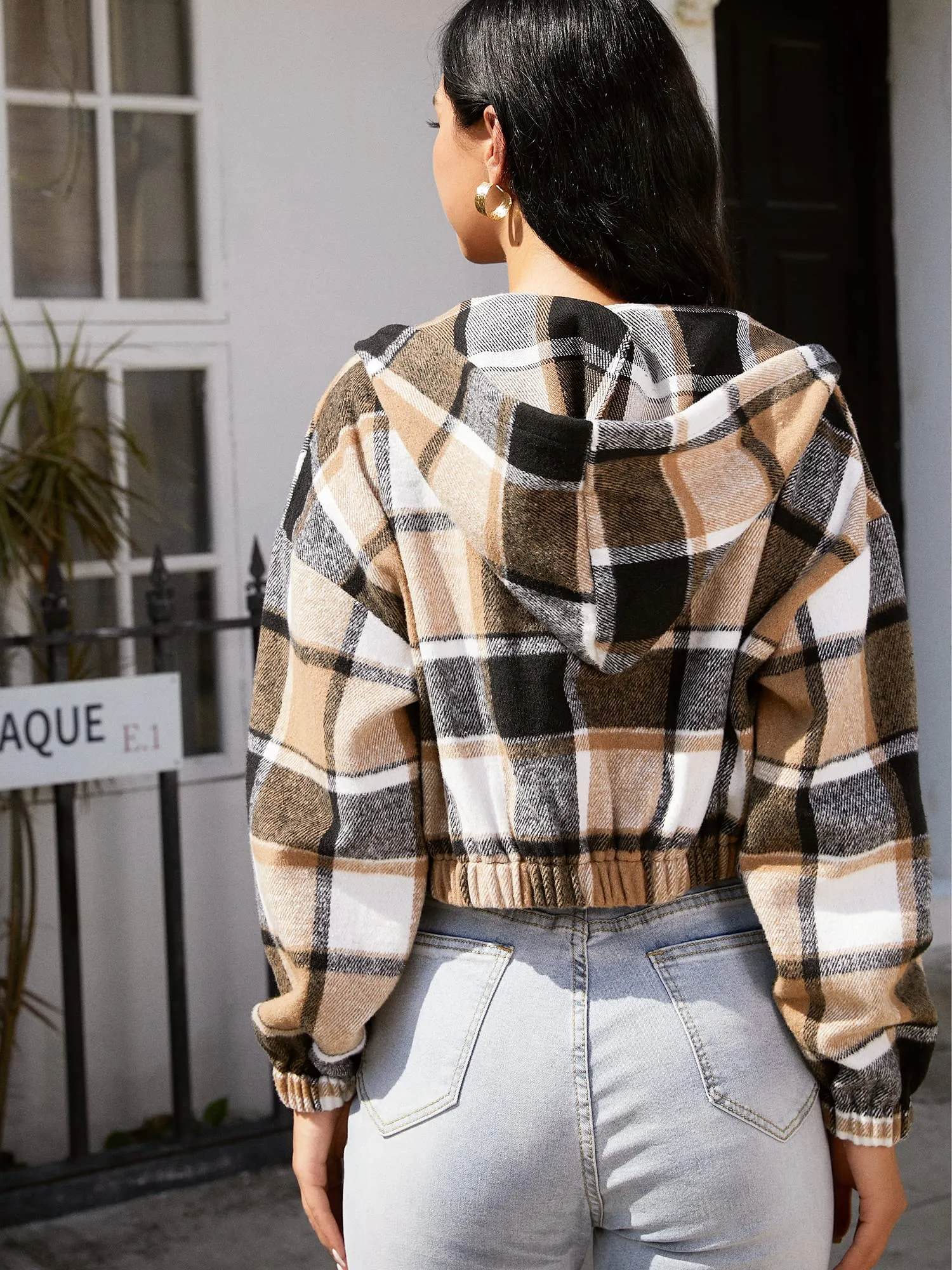 Plaid Flannel Flap Pocket Zip Hooded Jacket Women's Drop Shoulder Coat Zip Up Short Jacket Winter Outwear