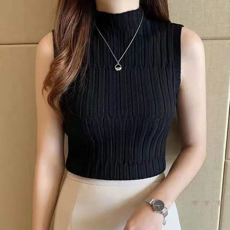 Plain Knitted Sleeveless Crop Tank Tops For Women